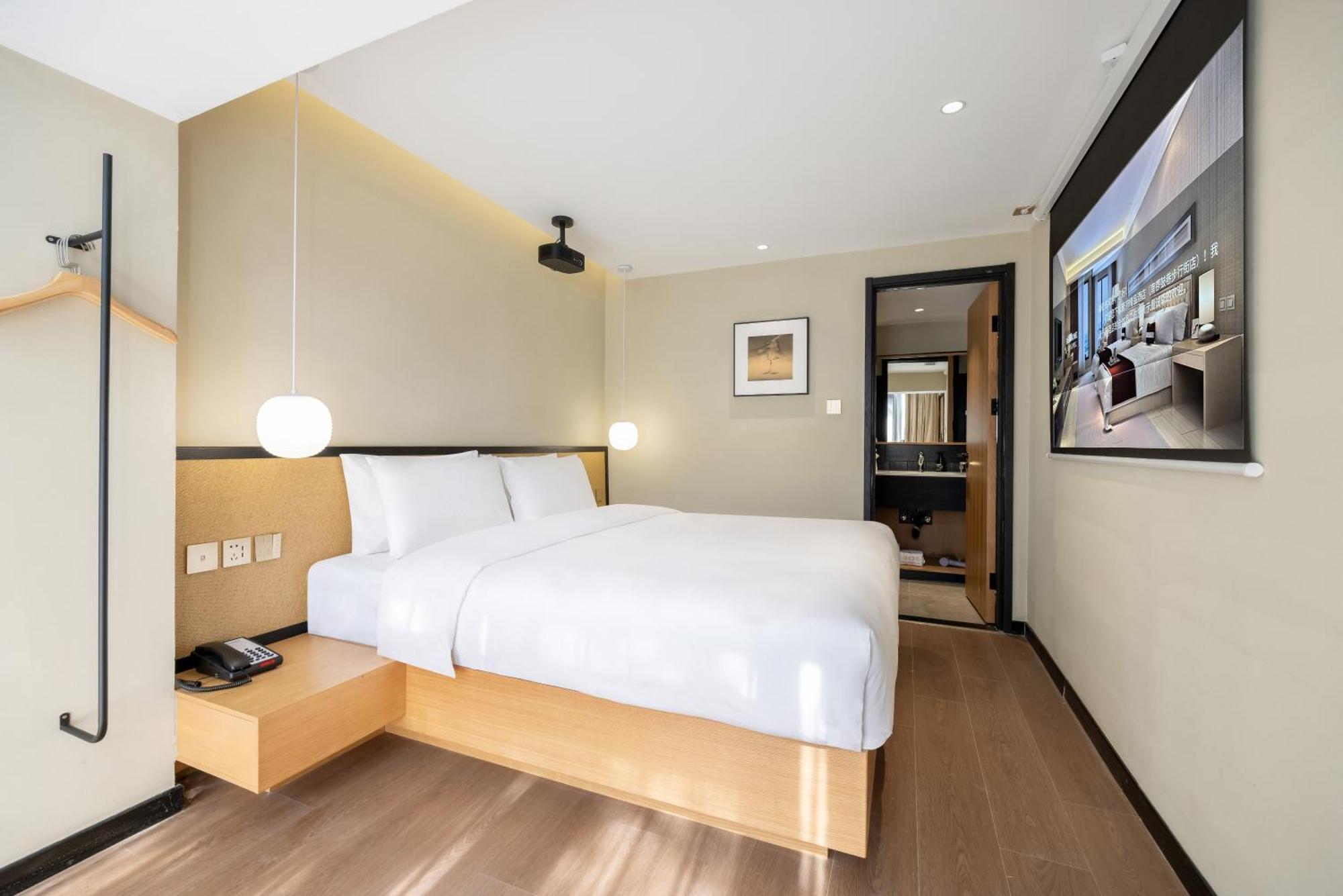 Beijing Tangfu Nanluoguxiang Wang Fu Jing Forbidden City Snack Street Hotel,1 Stop Walking To Airport Express,3 Stop To Tiananmen&Free Laundry Dry Service &Professional Free Tour Ticket Service With English Speaking Staff 외부 사진