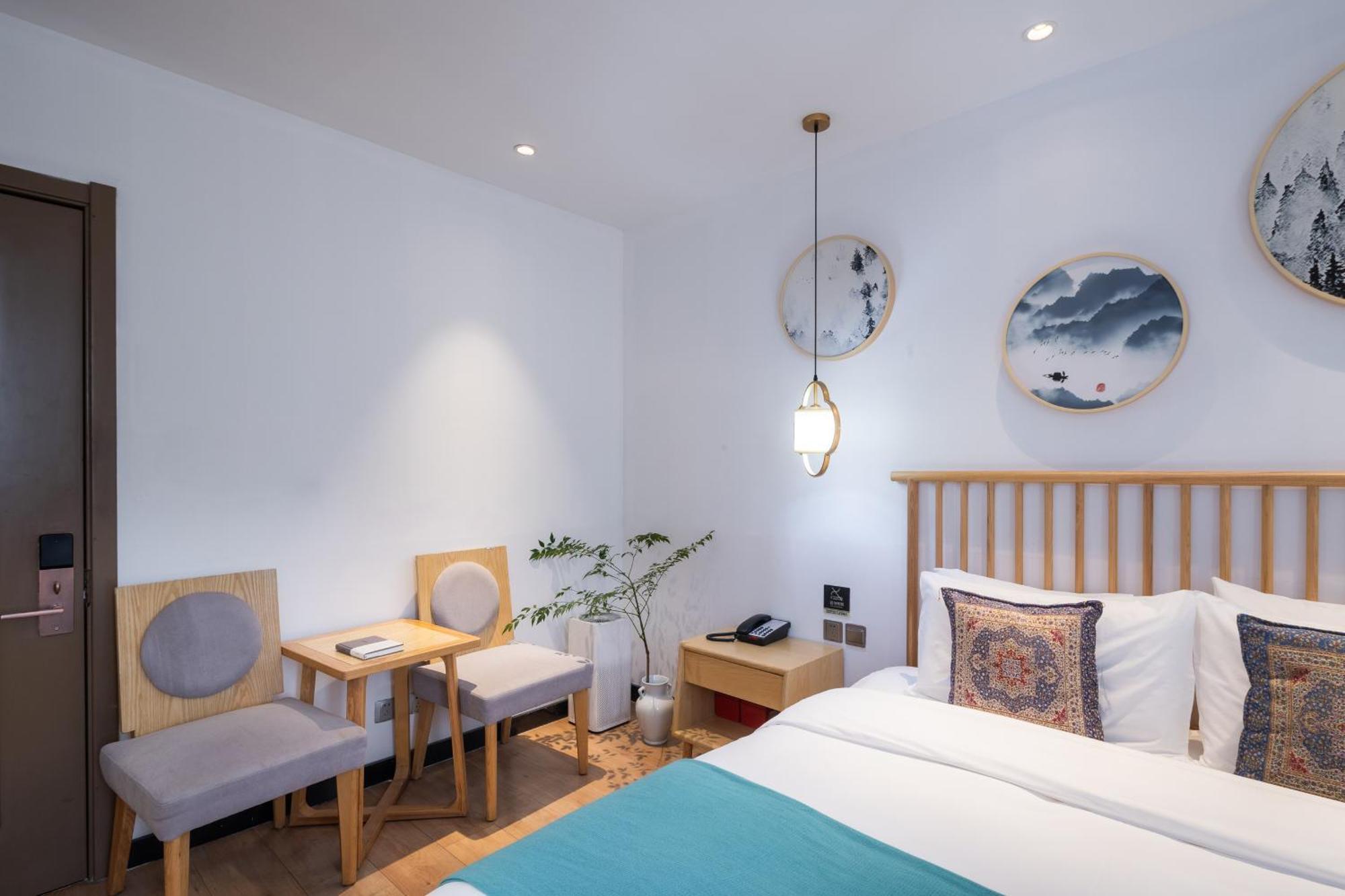 Beijing Tangfu Nanluoguxiang Wang Fu Jing Forbidden City Snack Street Hotel,1 Stop Walking To Airport Express,3 Stop To Tiananmen&Free Laundry Dry Service &Professional Free Tour Ticket Service With English Speaking Staff 외부 사진