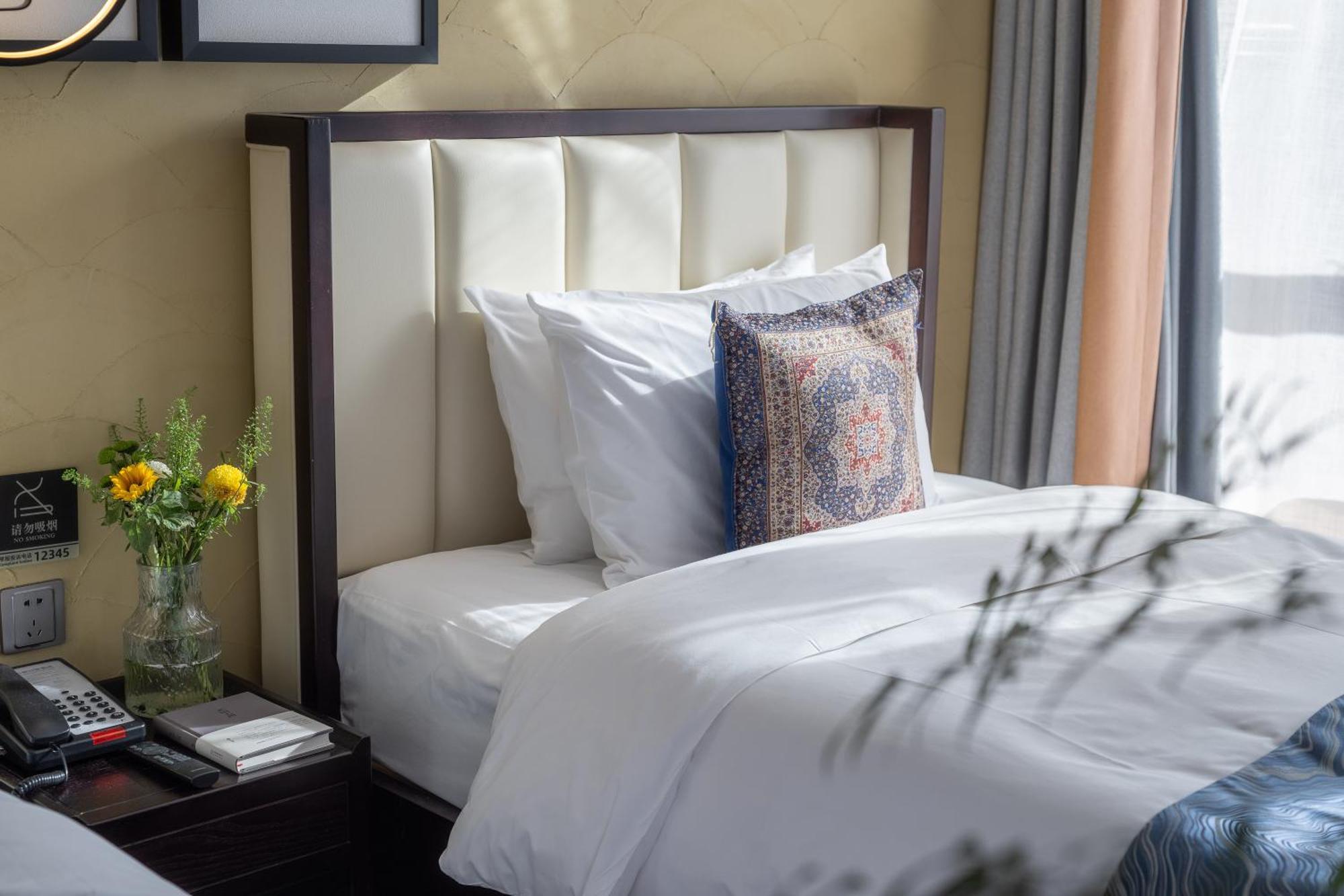 Beijing Tangfu Nanluoguxiang Wang Fu Jing Forbidden City Snack Street Hotel,1 Stop Walking To Airport Express,3 Stop To Tiananmen&Free Laundry Dry Service &Professional Free Tour Ticket Service With English Speaking Staff 외부 사진